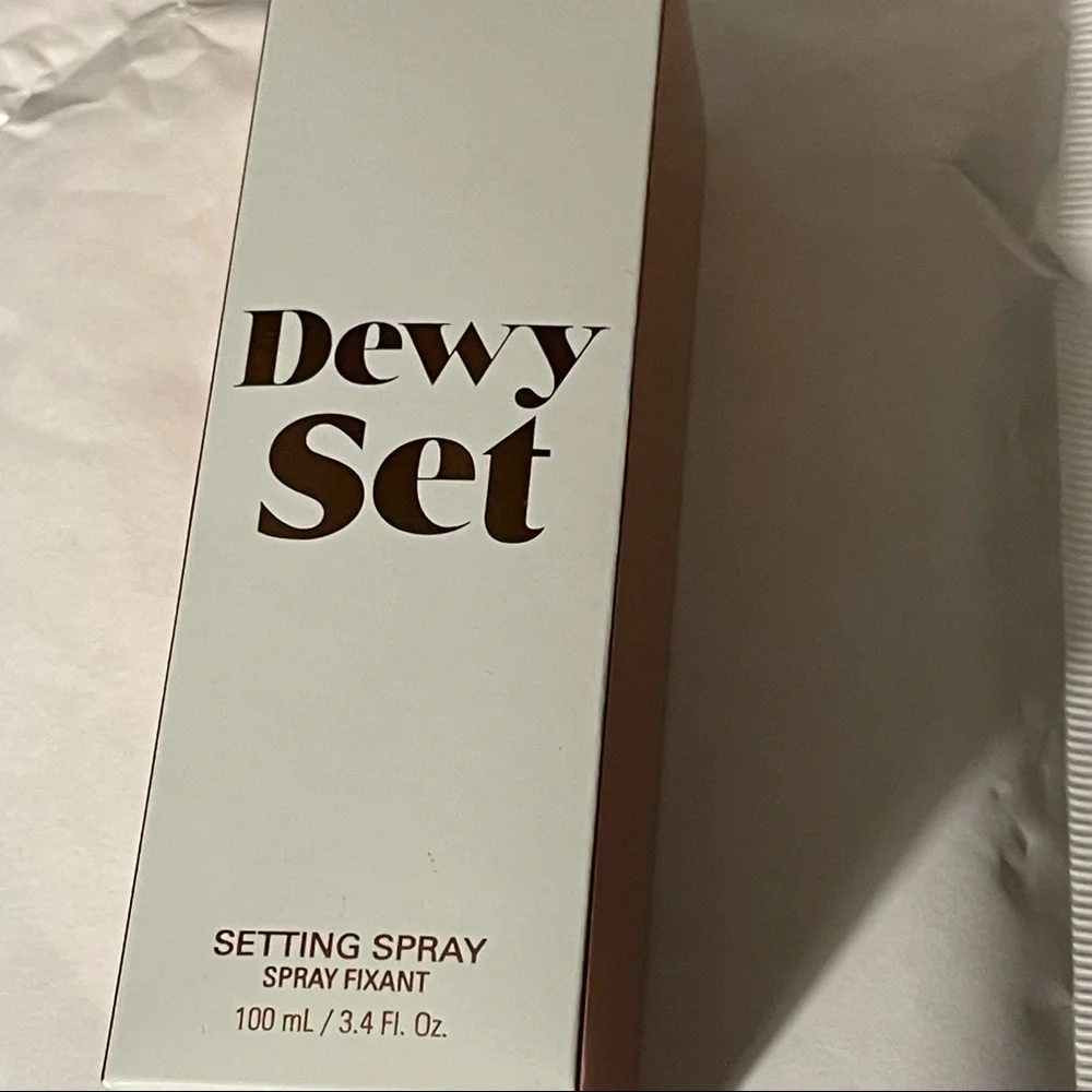 Anastasia Beverly Hills Dewy Set Setting Spray